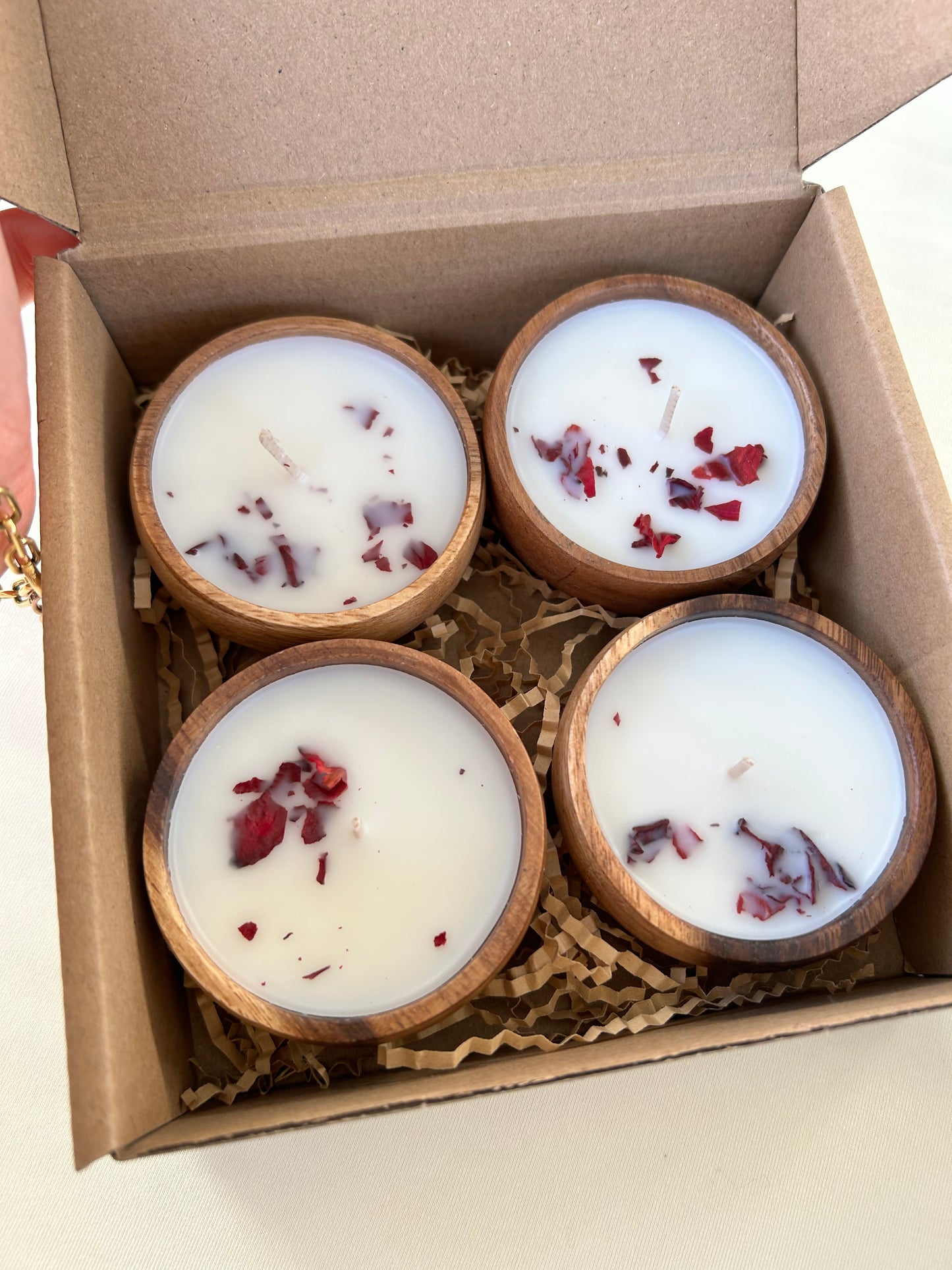 4 mini wooden tealight candles