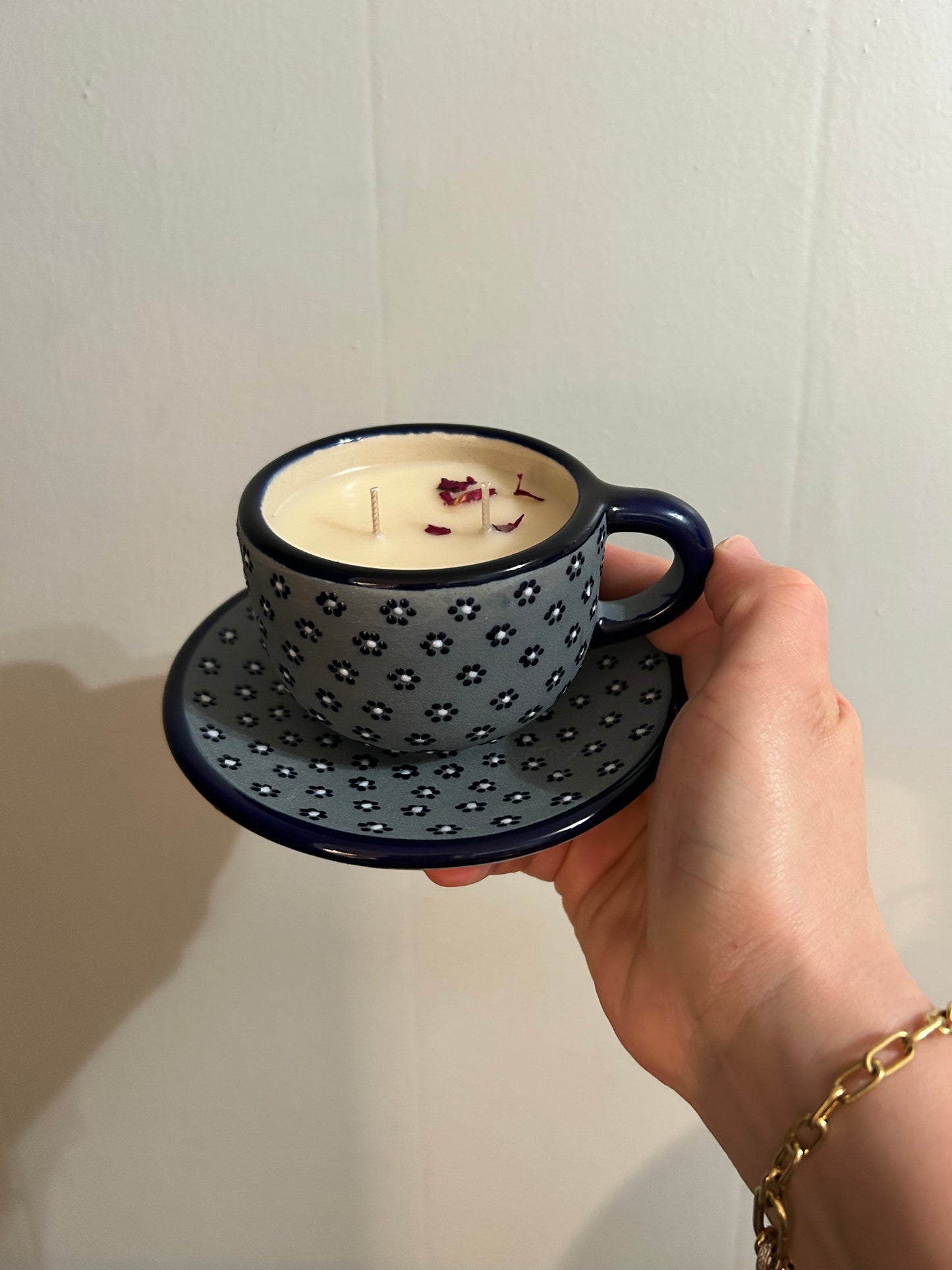 Hand painted mug + plate candle
